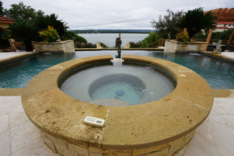 This Negative Edge Pool Meets Lake Travis